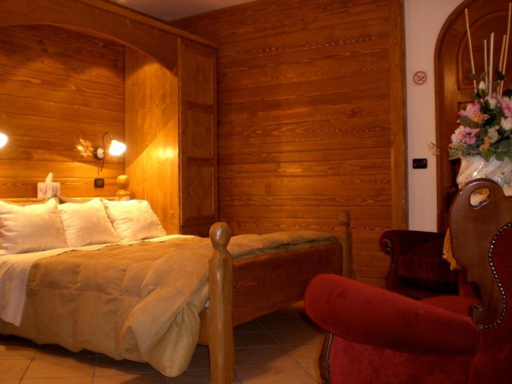 Maison Sam' Suffy Challand Saint Victor Quarto foto